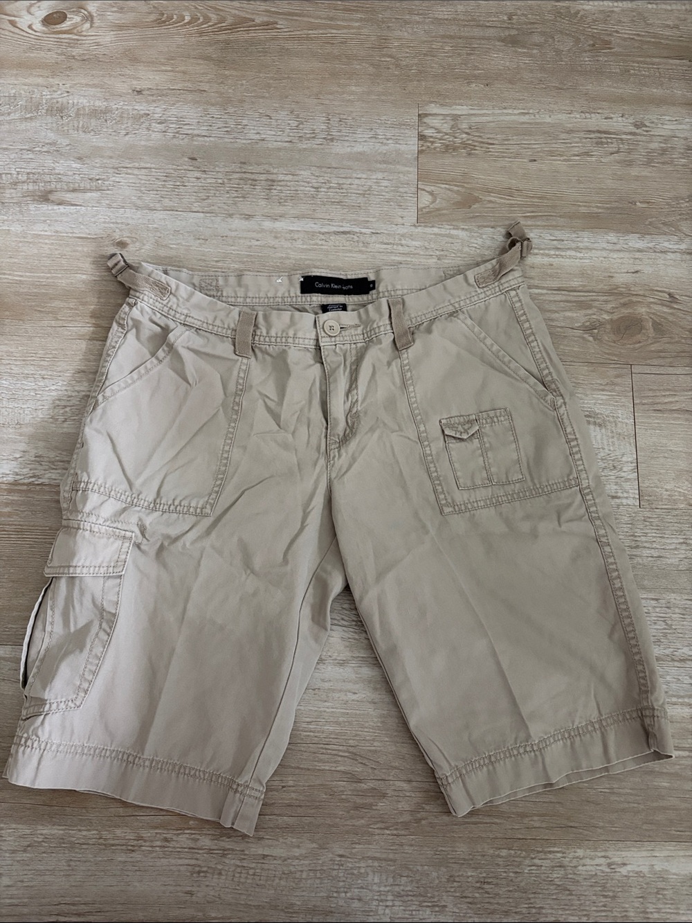 Calvin Klein Y2K Slouchy Bermuda Cargo Short Low Rise